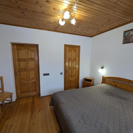Oskolok Dovbusha Mini-Hotel Yaremche Exterior foto