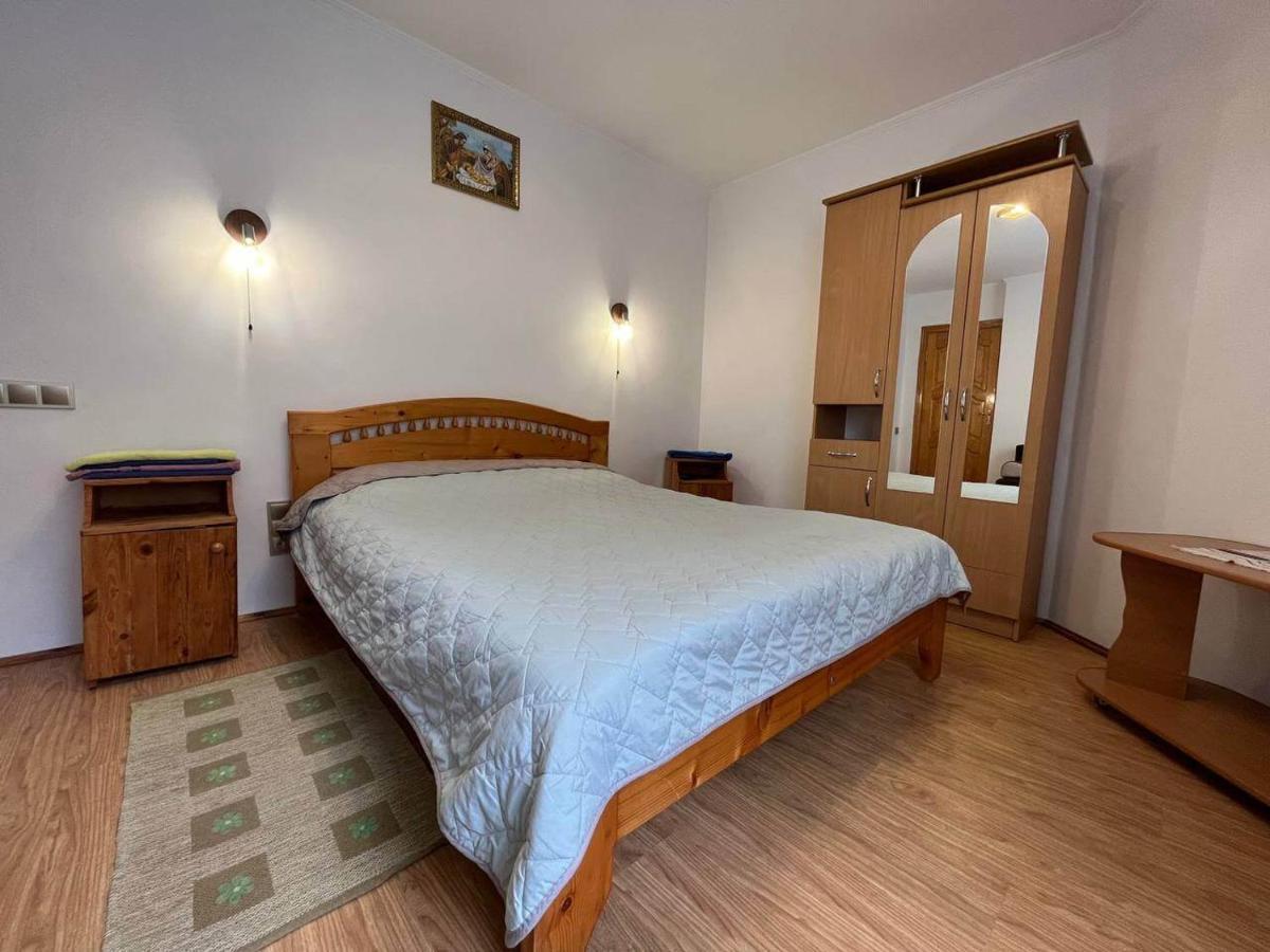 Oskolok Dovbusha Mini-Hotel Yaremche Exterior foto